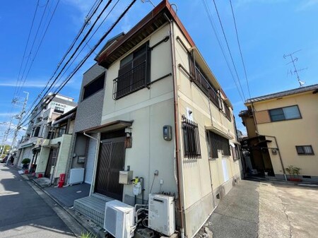 深草相深町16-12貸家外観写真