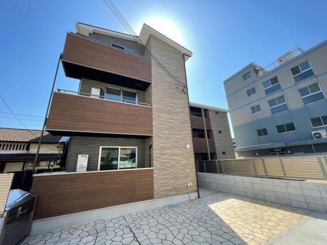 ウィン深草枯木町の物件外観写真