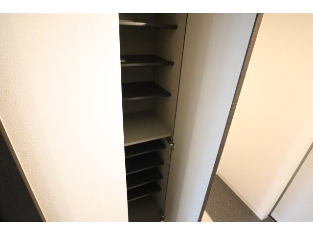 物件内観写真8　(シューズBOX)