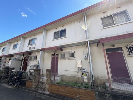 淀新町35番地8貸家外観写真