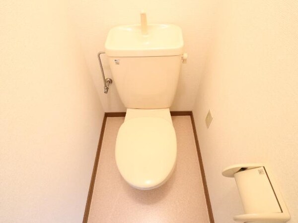トイレ(同系モデル写真)