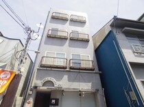 大和路線・関西本線 王寺駅 4階建 築32年の外観写真