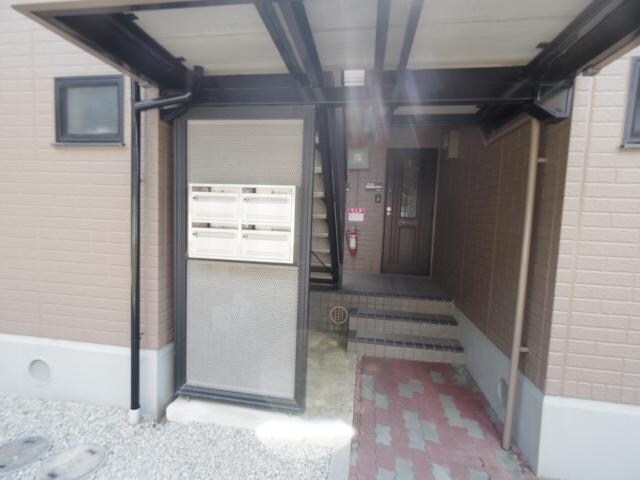 物件外観写真5　(集合郵便受け)