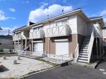 大和路線・関西本線 王寺駅 2階建 築34年の外観写真