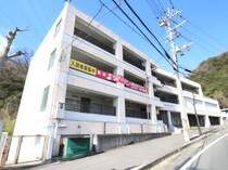 大和路線・関西本線 三郷駅 5階建 築30年の外観写真