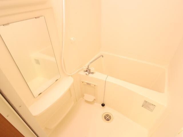 物件内観写真9　(同型モデル写真)