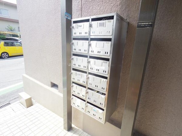 建物設備(集合郵便受け)