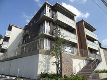 大和路線・関西本線 王寺駅 3階建 築11年の外観写真