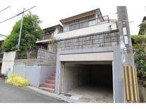 大和路線・関西本線 王寺駅 2階建 築41年の外観写真