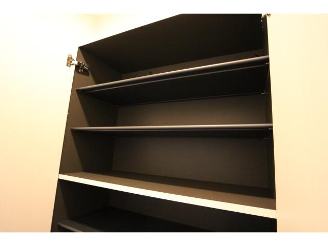 志都美駅 徒歩15分 2階の収納