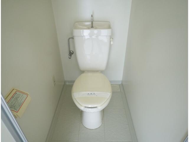 富雄駅 徒歩8分 2階のトイレ