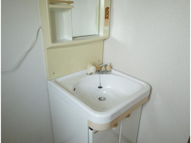 富雄駅 徒歩8分 2階の洗面・脱衣所