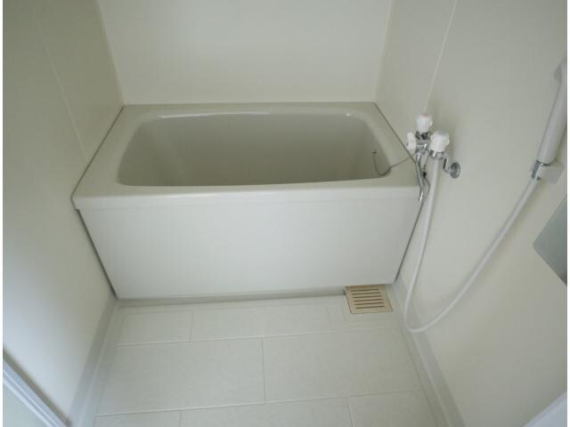 富雄駅 徒歩8分 2階のバス