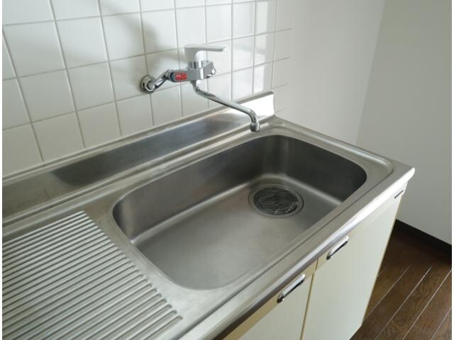 富雄駅 徒歩8分 2階のキッチン