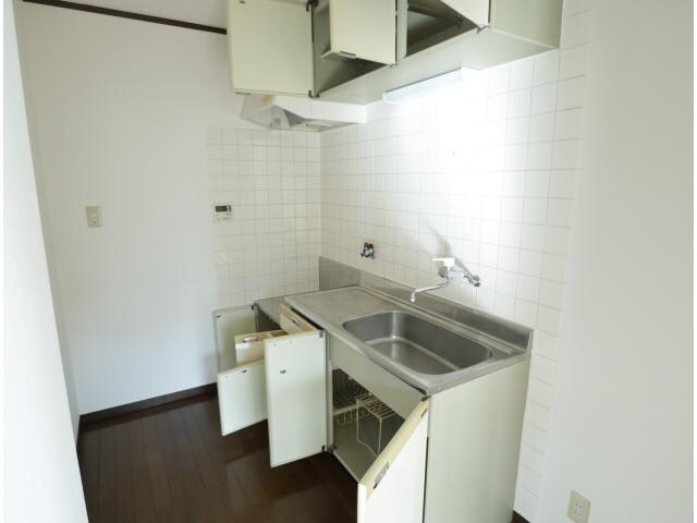 富雄駅 徒歩8分 2階のキッチン