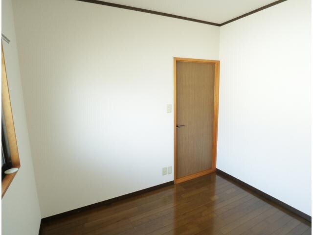 富雄駅 徒歩8分 2階の居室