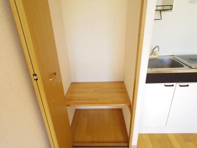 物件内観写真12　(同タイプの別部屋)