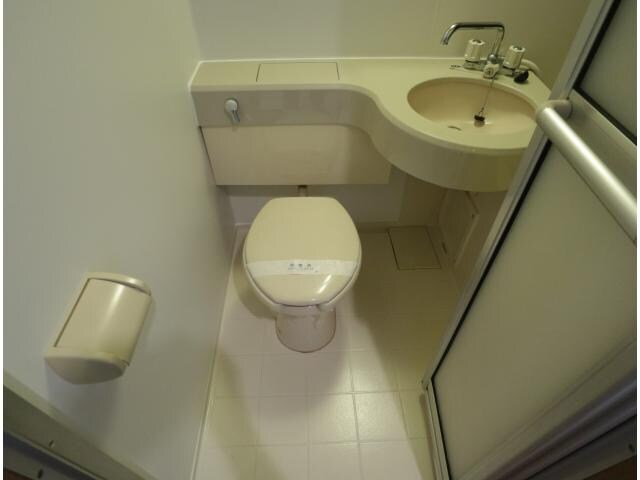 富雄駅 徒歩21分 1階のトイレ