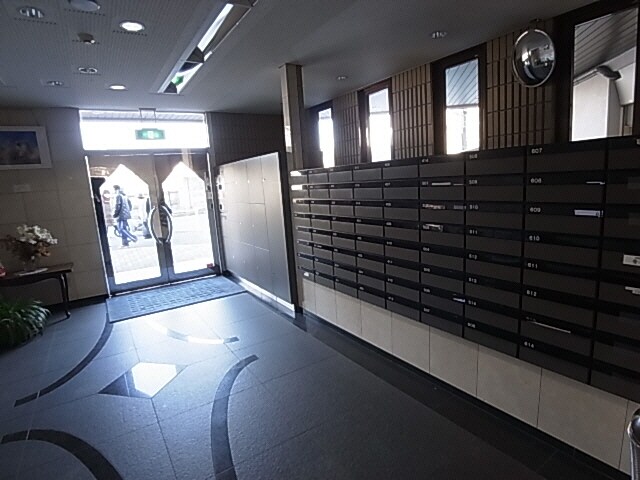 富雄駅 徒歩1分 5階の建物設備