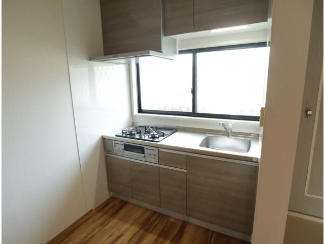 富雄駅 徒歩10分 2階のキッチン