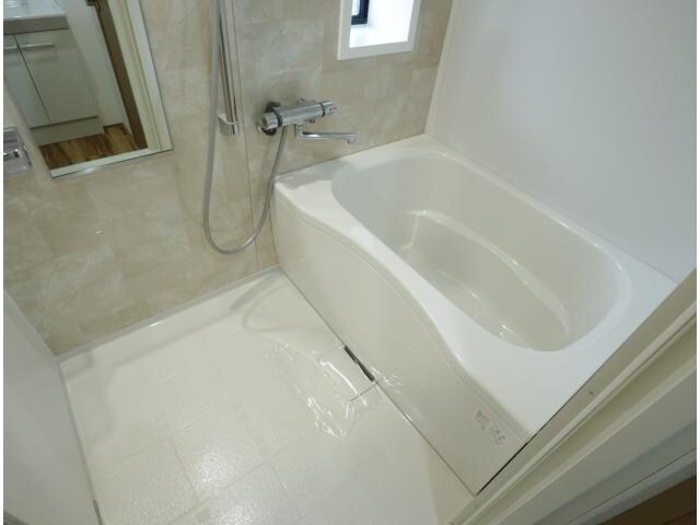 富雄駅 徒歩10分 1階のバス