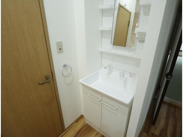 富雄駅 徒歩10分 1階の洗面・脱衣所