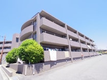 近鉄難波線・奈良線 学園前駅 3階建 築22年の外観写真