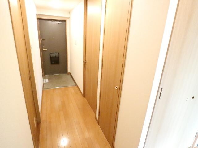 学園前駅 バス12分　松陽台2丁目下車：停歩3分 1階の玄関周り