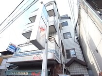 近鉄難波線・奈良線 菖蒲池駅 4階建 築36年の外観写真