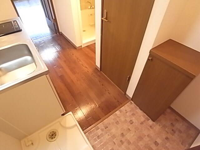 富雄駅 徒歩5分 2階の玄関周り