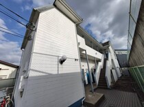 近鉄難波線・奈良線 富雄駅 2階建 築36年の外観写真