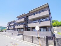 近鉄難波線・奈良線 学園前駅 3階建 築25年の外観写真