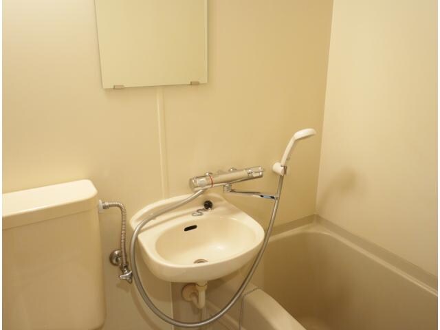 富雄駅 徒歩3分 2階の洗面・脱衣所