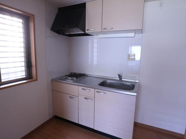 富雄駅 徒歩4分 1階のキッチン