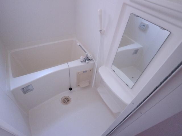 富雄駅 徒歩4分 1階のバス