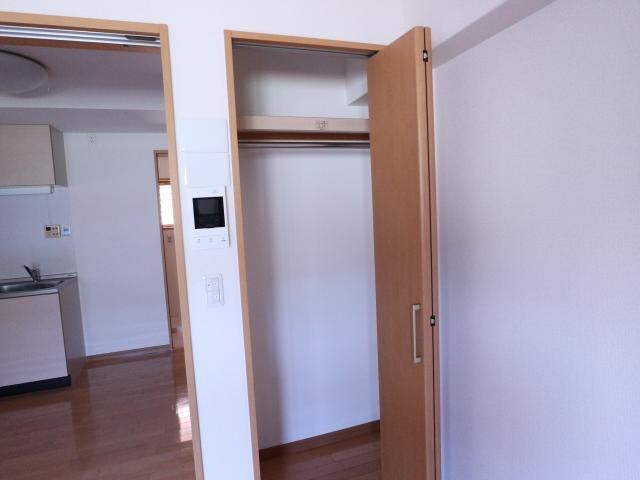 富雄駅 徒歩4分 1階の収納