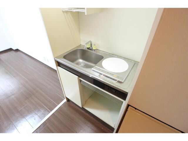 富雄駅 徒歩3分 1階のキッチン