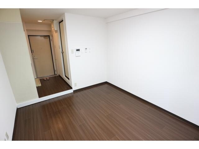 富雄駅 徒歩3分 1階の居室