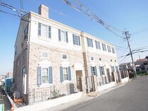 近鉄難波線・奈良線 富雄駅 2階建 築9年の外観写真