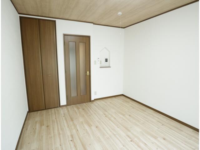 富雄駅 徒歩4分 1階の居室