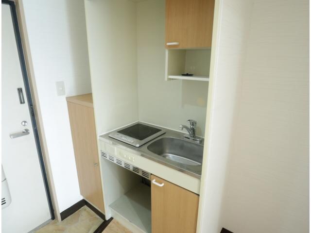 富雄駅 徒歩4分 2階のキッチン