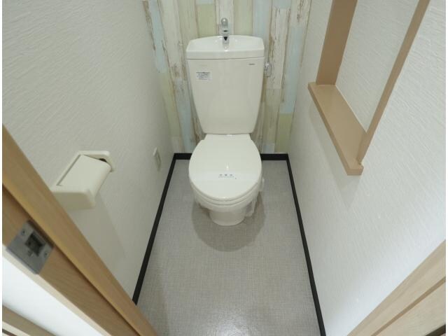 富雄駅 徒歩4分 2階のトイレ