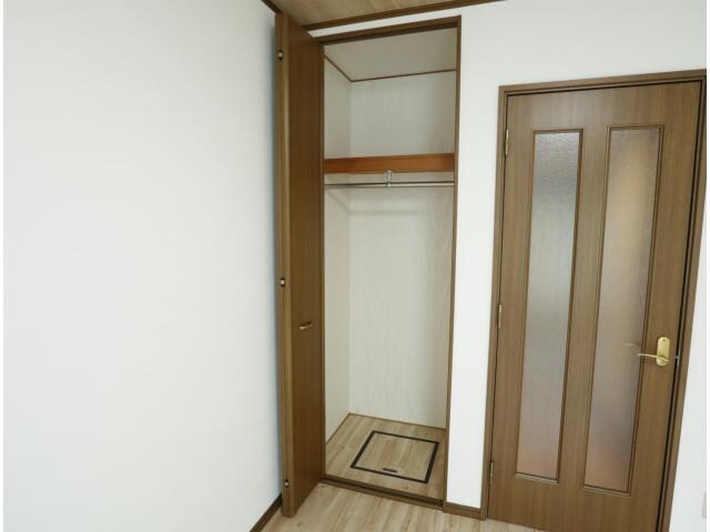 富雄駅 徒歩4分 1階の収納
