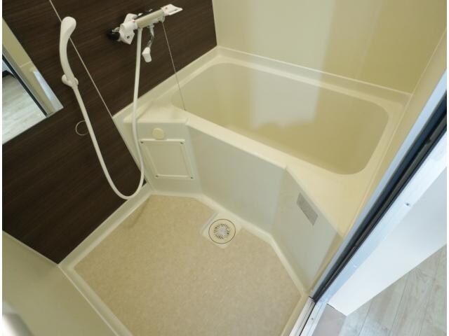 富雄駅 徒歩4分 2階のバス