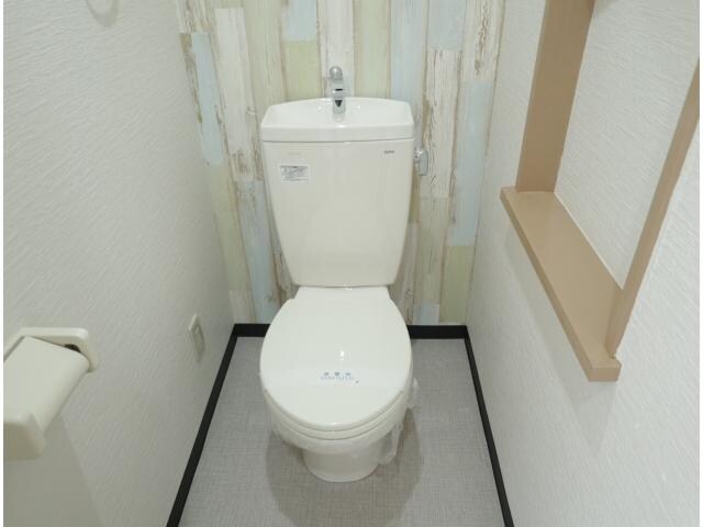 富雄駅 徒歩4分 2階のトイレ