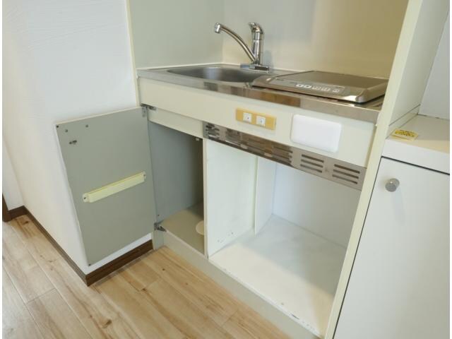 富雄駅 徒歩4分 1階のキッチン