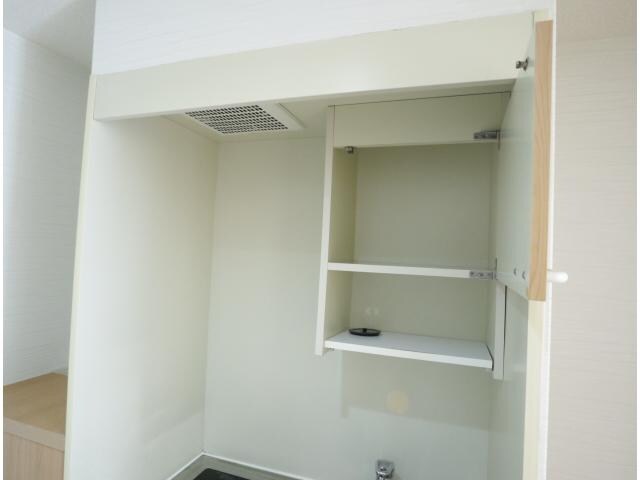 富雄駅 徒歩4分 2階のキッチン