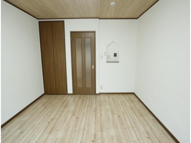 富雄駅 徒歩4分 1階の居室