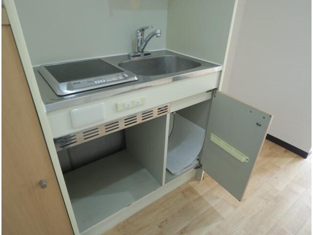 富雄駅 徒歩4分 2階のキッチン