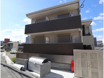 近鉄難波線・奈良線 富雄駅 3階建 築4年の外観写真